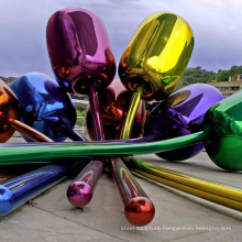 High polished stainless steel sculpture of a balloon